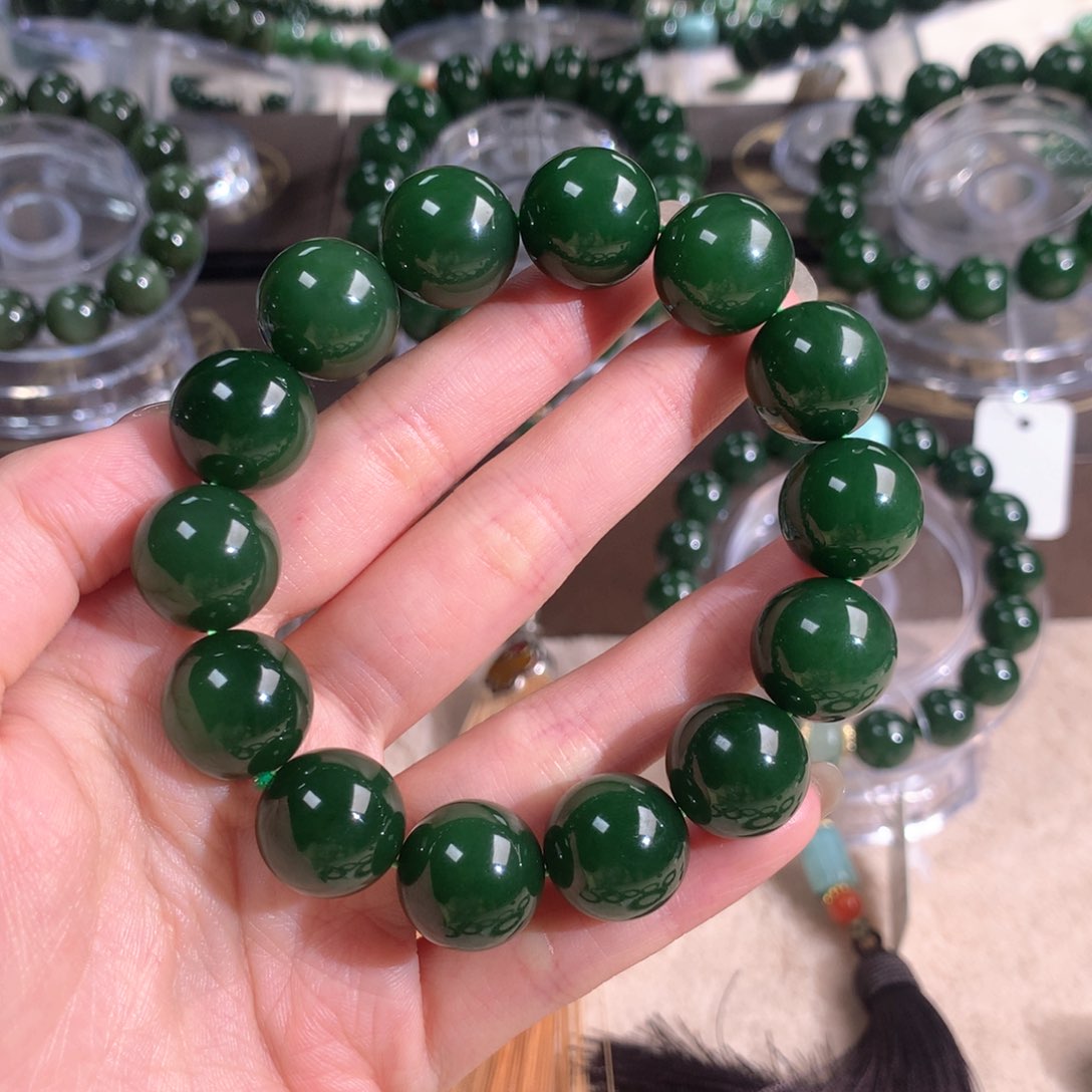 和田玉（碧玉）手串未镶嵌爱****子