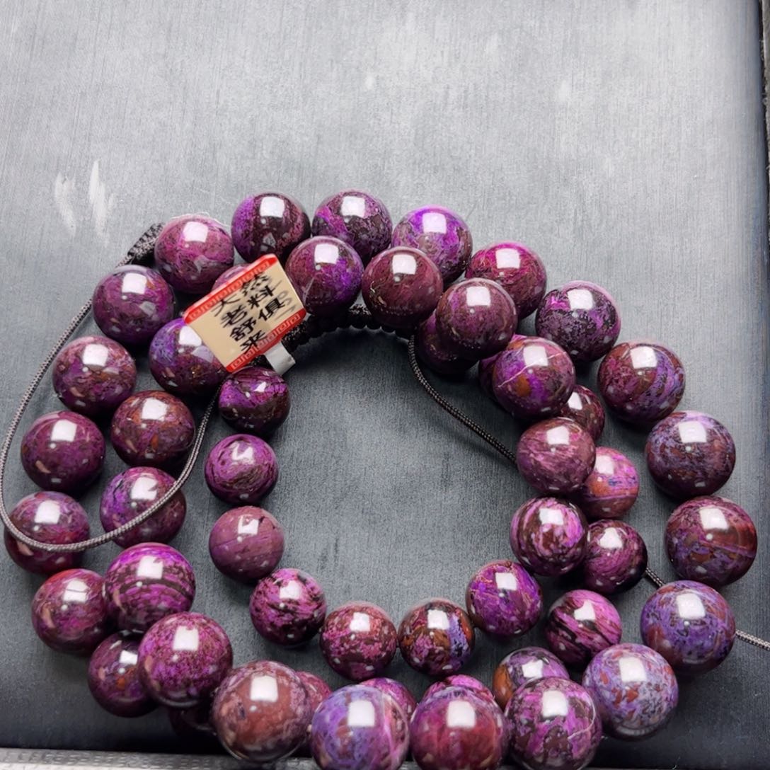 未镶嵌苏纪石（舒俱来）颈饰