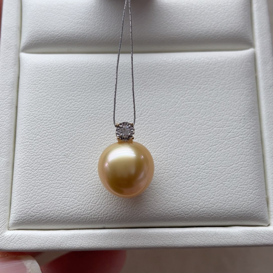 海水珍珠颈饰18K金镶嵌11-12m m