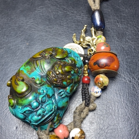 白玉菩提吊坠摆件