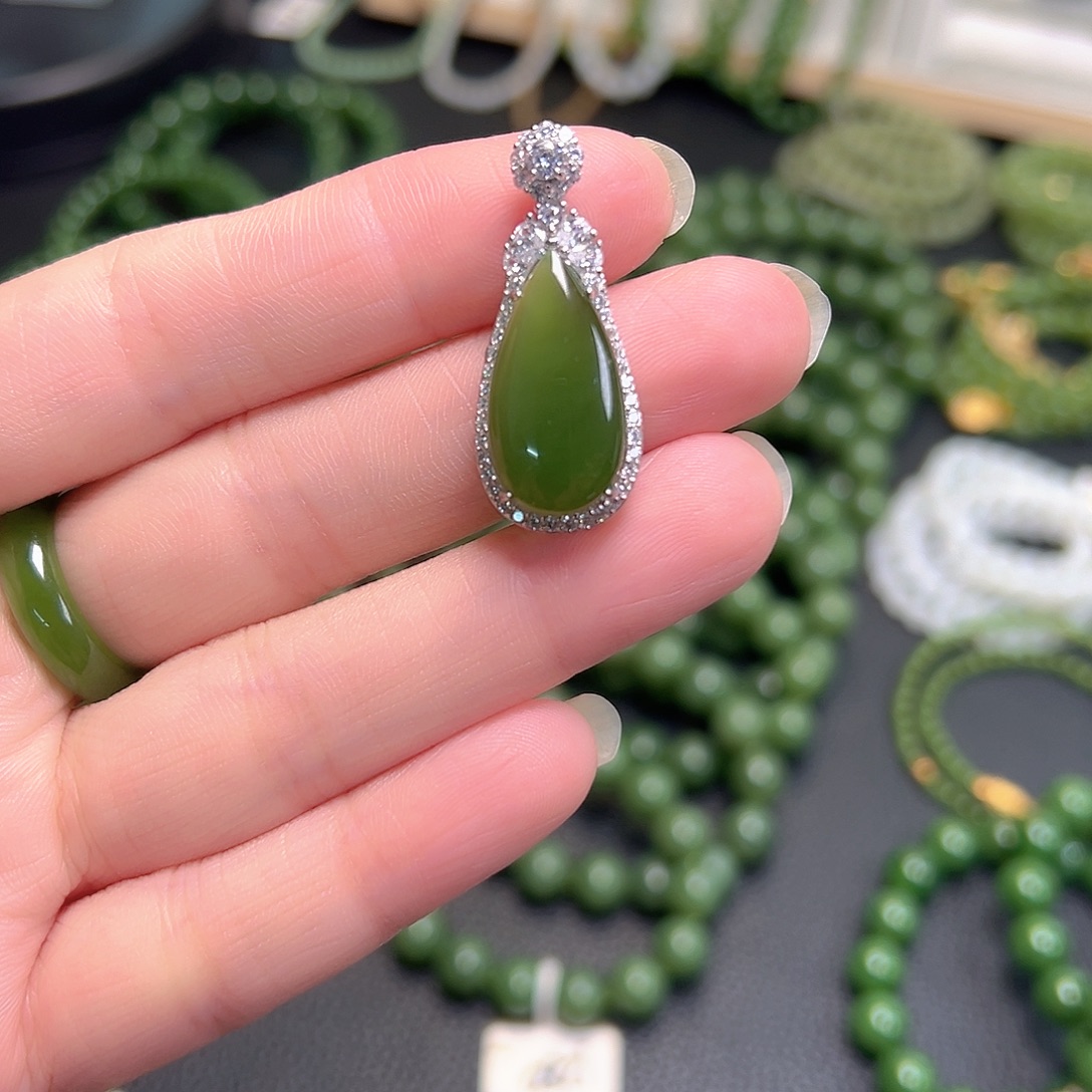 和田玉（碧玉）银S925镶嵌颈饰