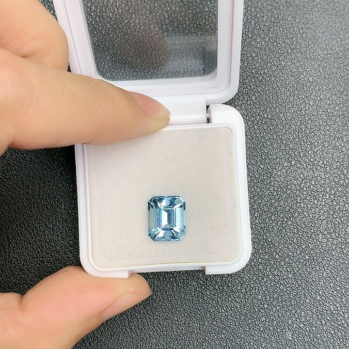 海蓝宝石裸石未镶嵌圣玛利亚3.76克拉