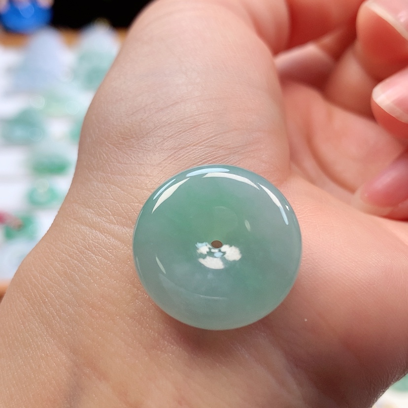 【闪购商品】翡翠未镶嵌吊坠(不含链)