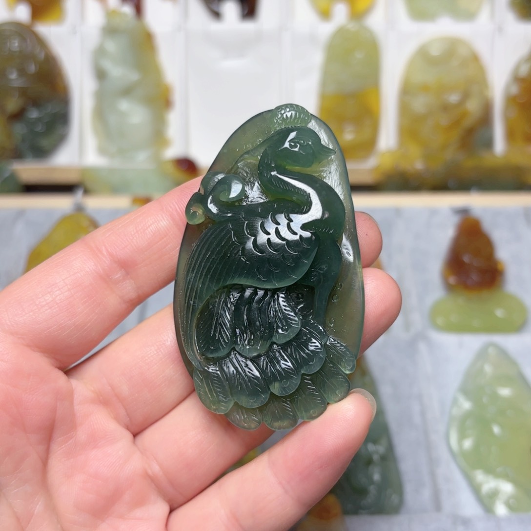 蛇纹石玉吊坠(不含链)未镶嵌