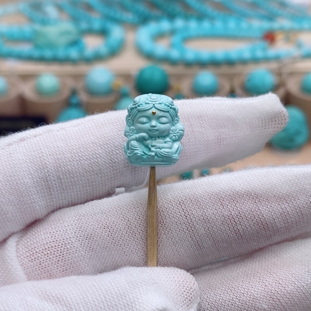 绿松石未镶嵌珠宝奇石