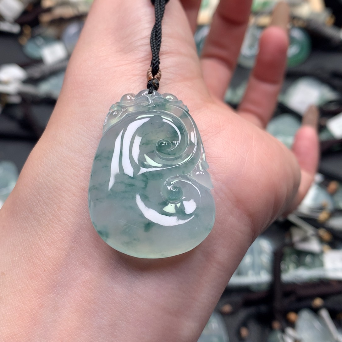 翡翠颈饰未镶嵌000000000000