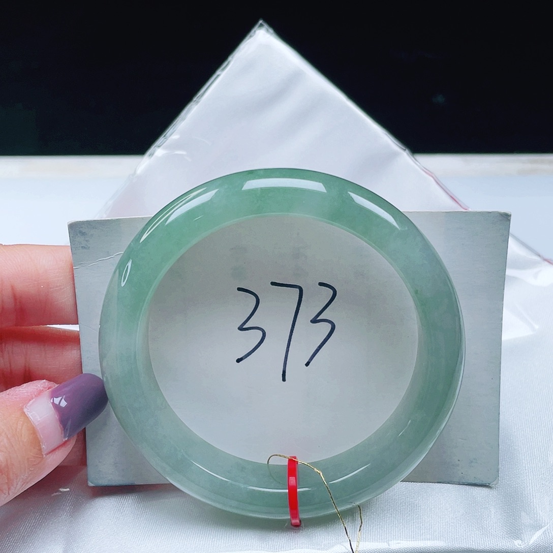 翡翠未镶嵌手镯缅甸翡翠56+