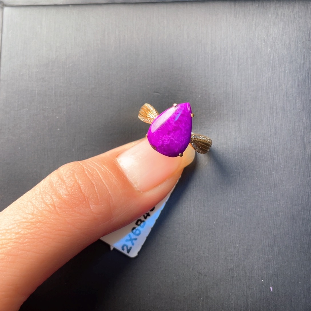 苏纪石（舒俱来）18K金镶嵌戒指