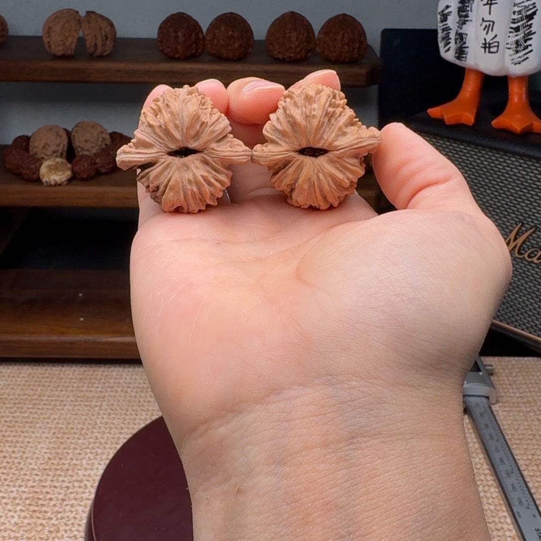 文玩核桃把件4141楼子