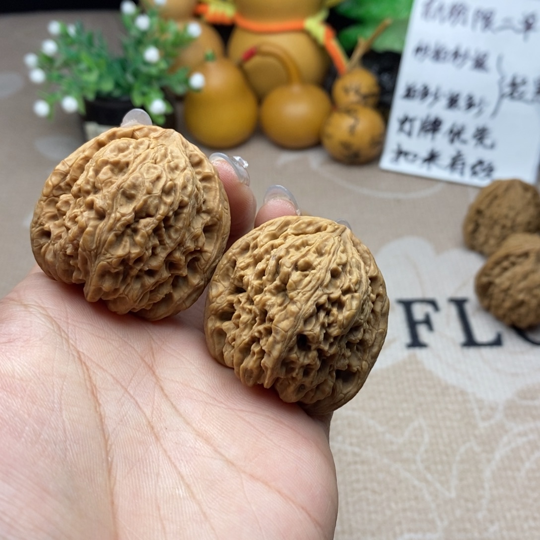 文玩核桃吊坠涿鹿