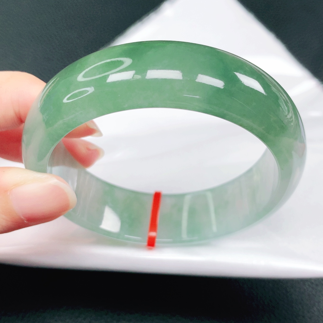 翡翠未镶嵌手镯58圈