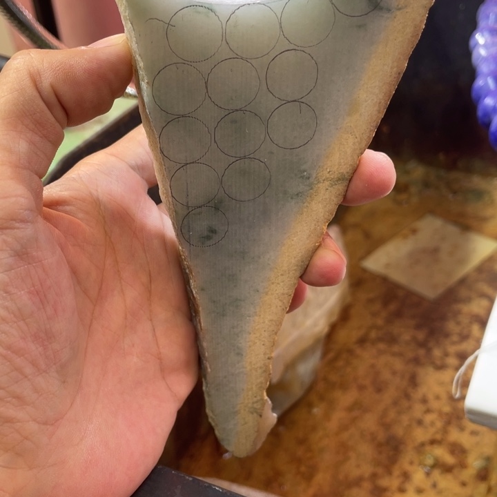 定制翡翠未镶嵌边角料