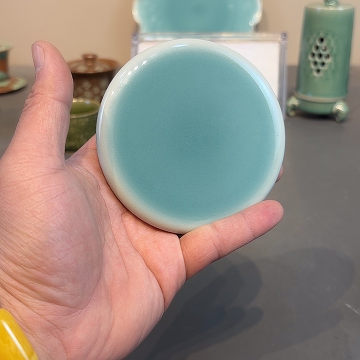 瓷片龙泉青瓷福利青瓷