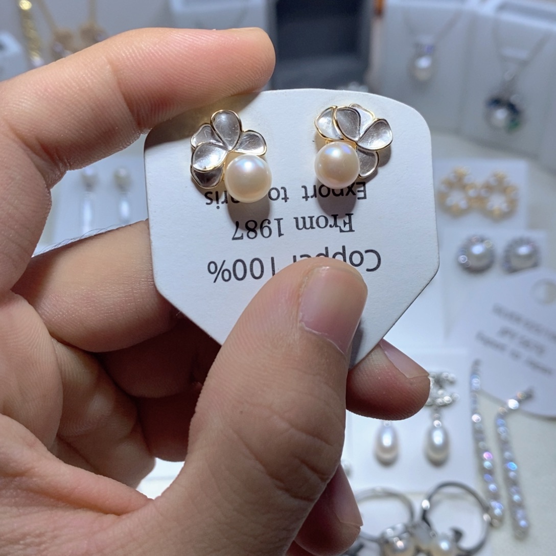 银S925镶嵌耳饰淡水珍珠