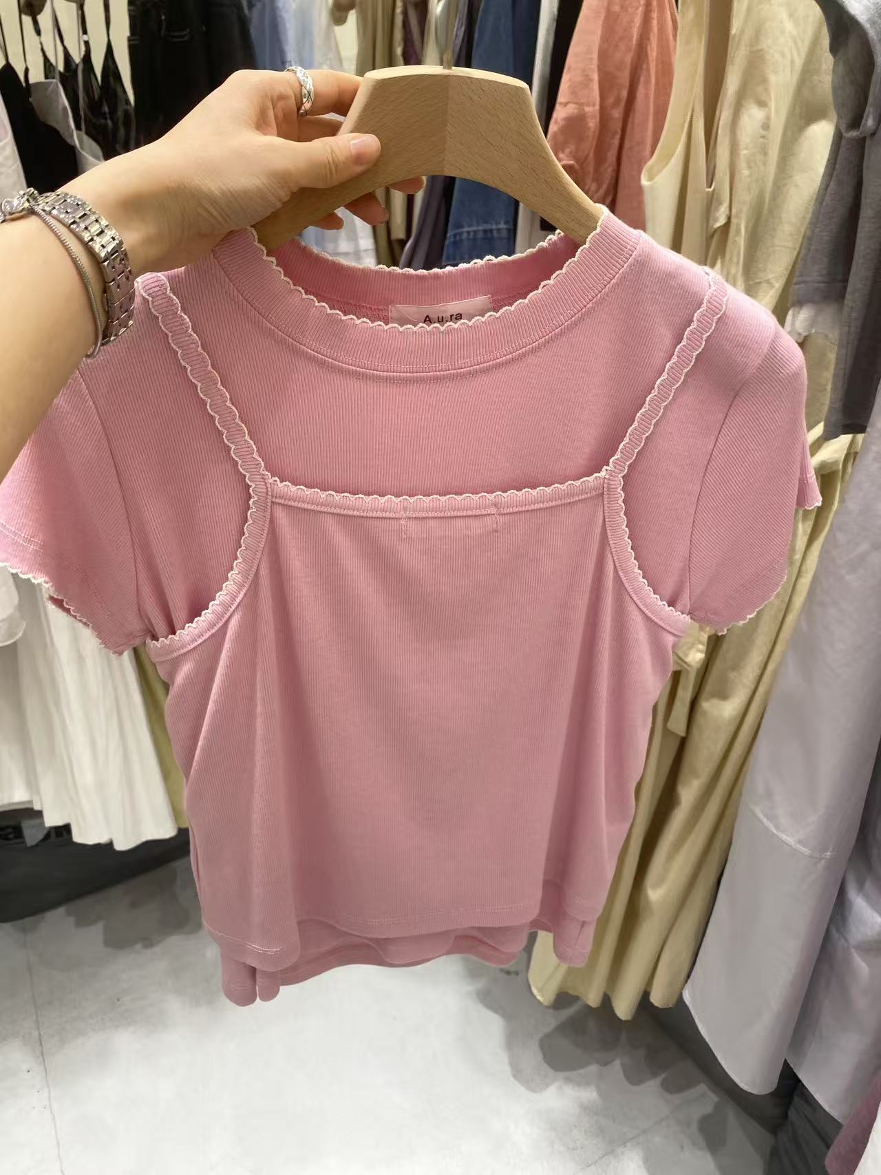 韩国东大门正品女装时尚T恤072133（NO退NO换）