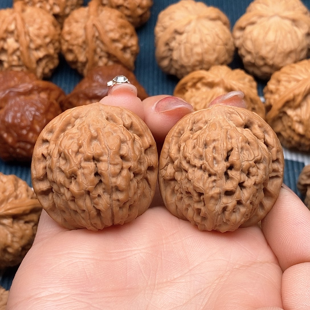 文玩核桃吊坠鹏*莲花