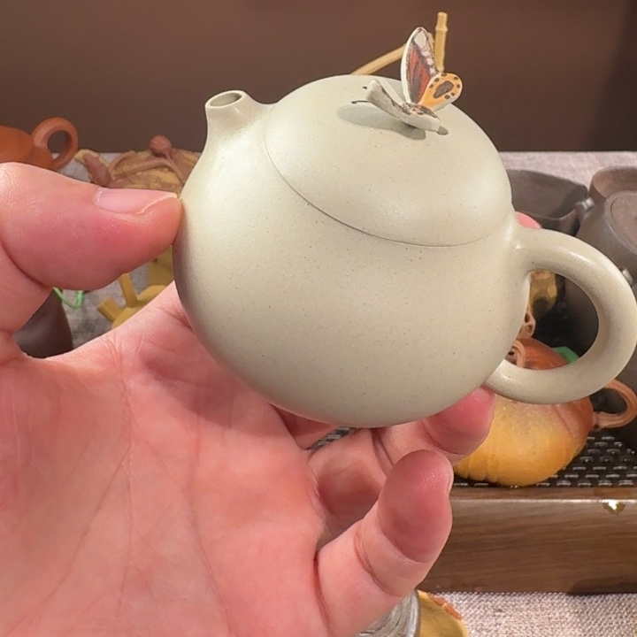 茶壶紫砂百段蝴蝶