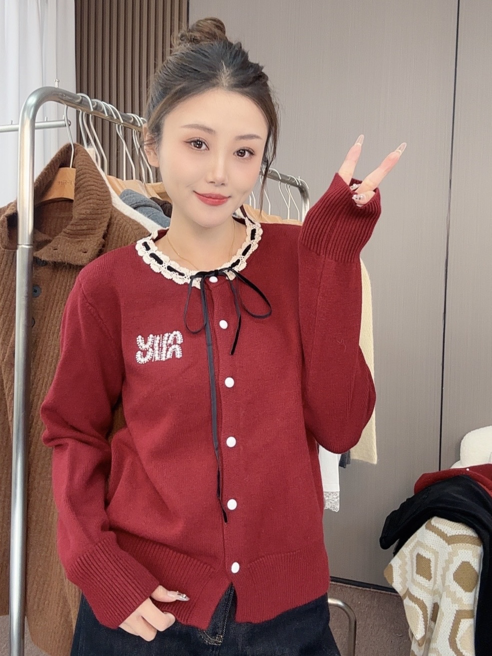 miu系红色毛衣【火火】2025针织网红小香风时尚春秋长袖百搭