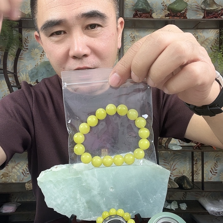 ****࿐蛇纹石玉未镶嵌岫玉