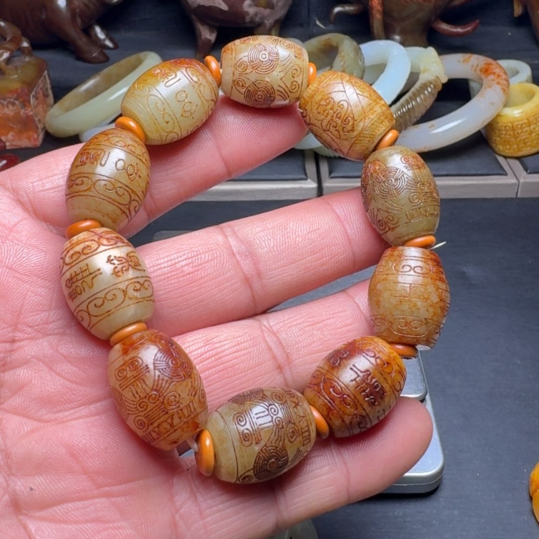 和田玉挂件未镶嵌?****