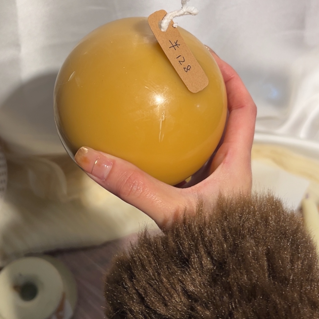 瓷片陶瓷。    陶瓷。     