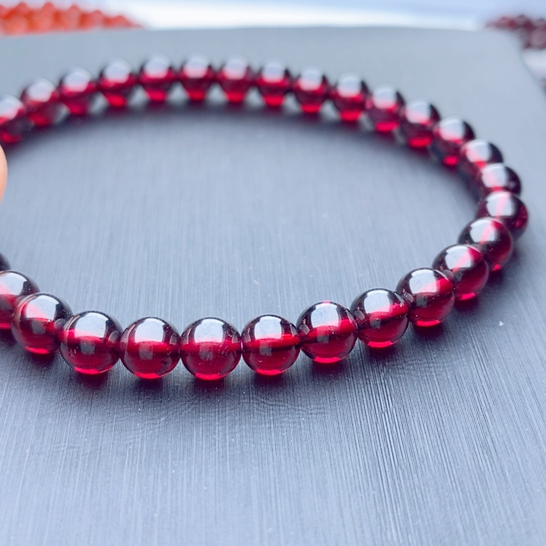 石榴石手链未镶嵌