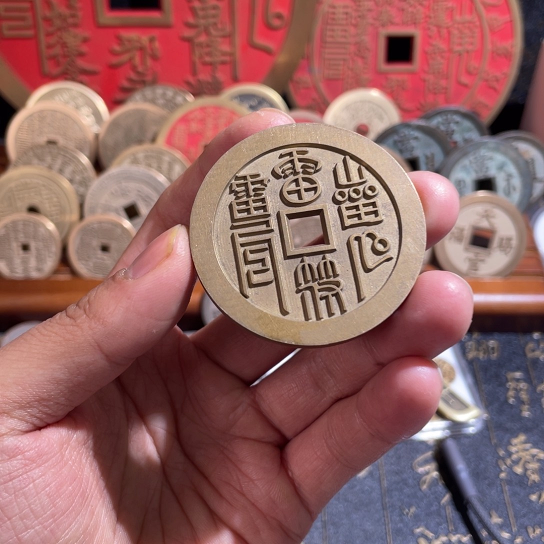 萌***萌铜现代仿制工艺品