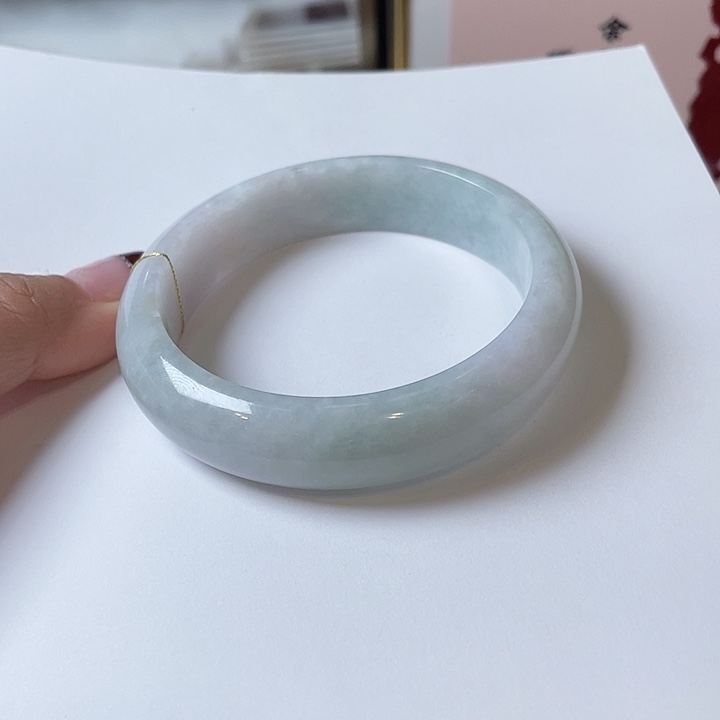 翡翠手镯未镶嵌手镯