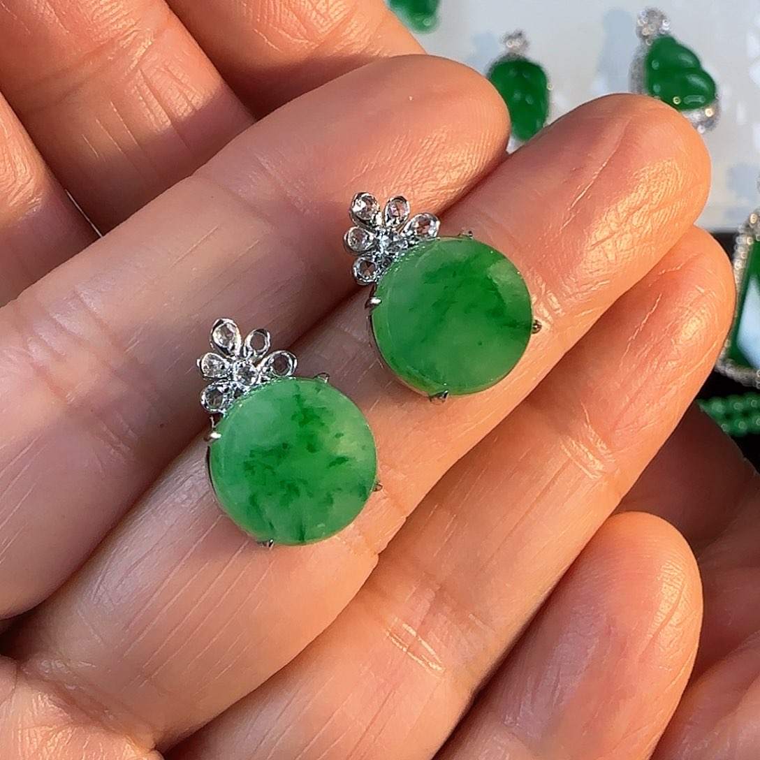 翡翠耳饰18K金镶嵌耳钉