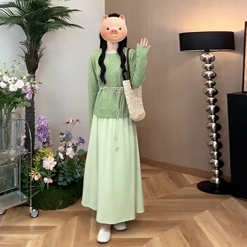 小香风绿色针织毛衣连衣裙子女早秋季新款韩系穿搭一整套长裙0426