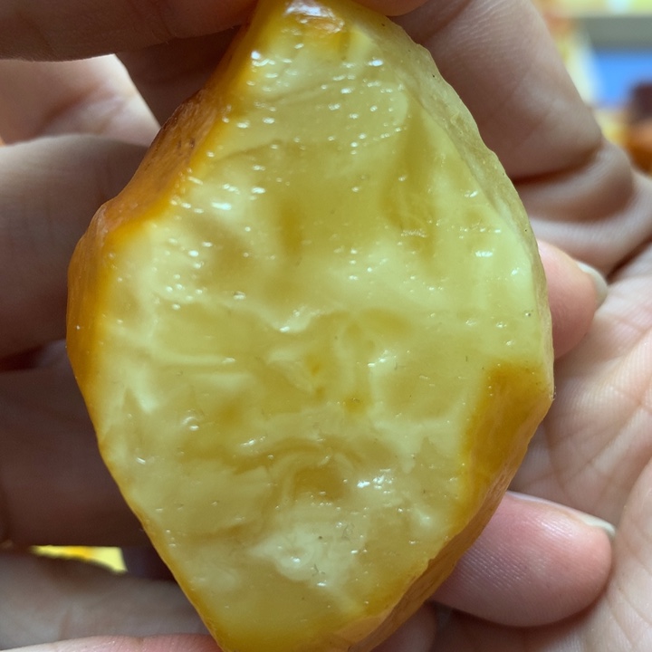 未镶嵌定制琥珀蜜蜡工坊原石定制