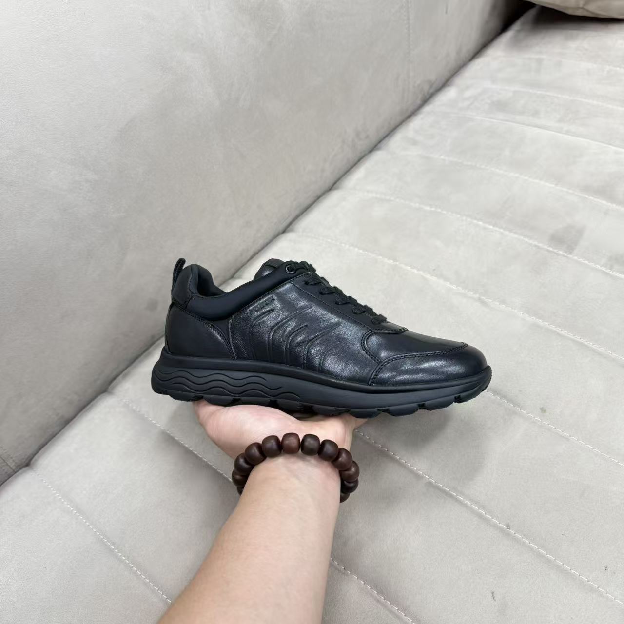 GEOX/大经典款”U46BYB/蓝气球底/超柔/休闲运动皮鞋（皮鞋码）