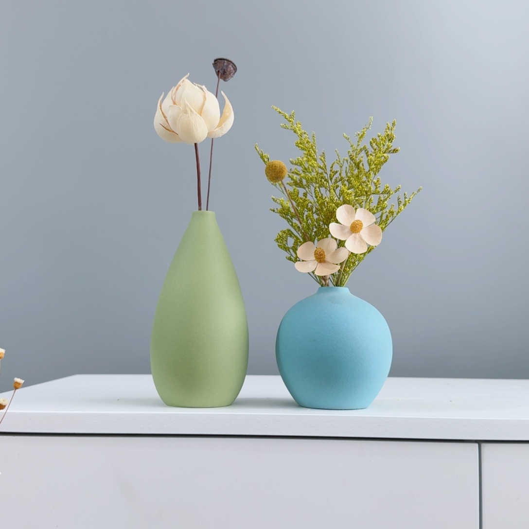 瓷片陶瓷小花瓶含花总高约20-30cm