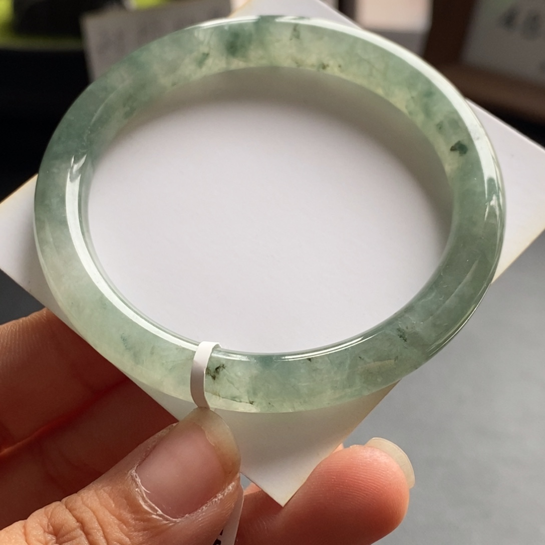 翡翠手镯未镶嵌51号54.4-8.1-8.1