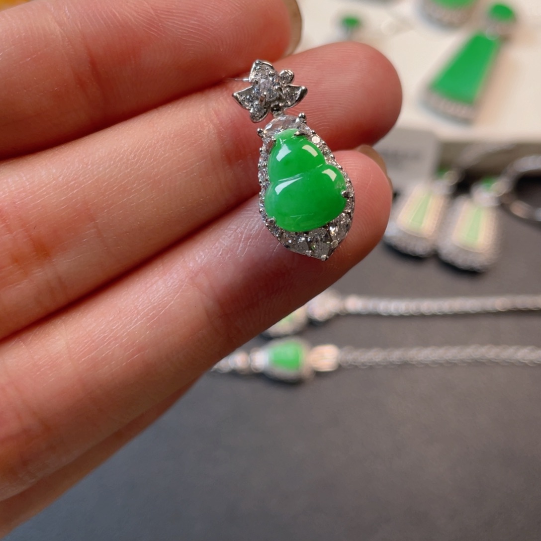 翡翠吊坠(不含链)银S925镶嵌