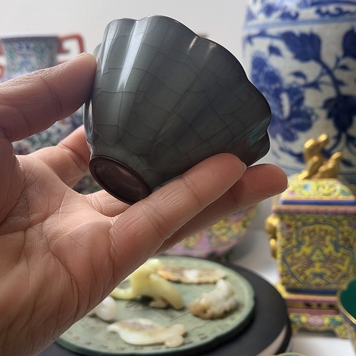 摆件官窑 花口碗 一个