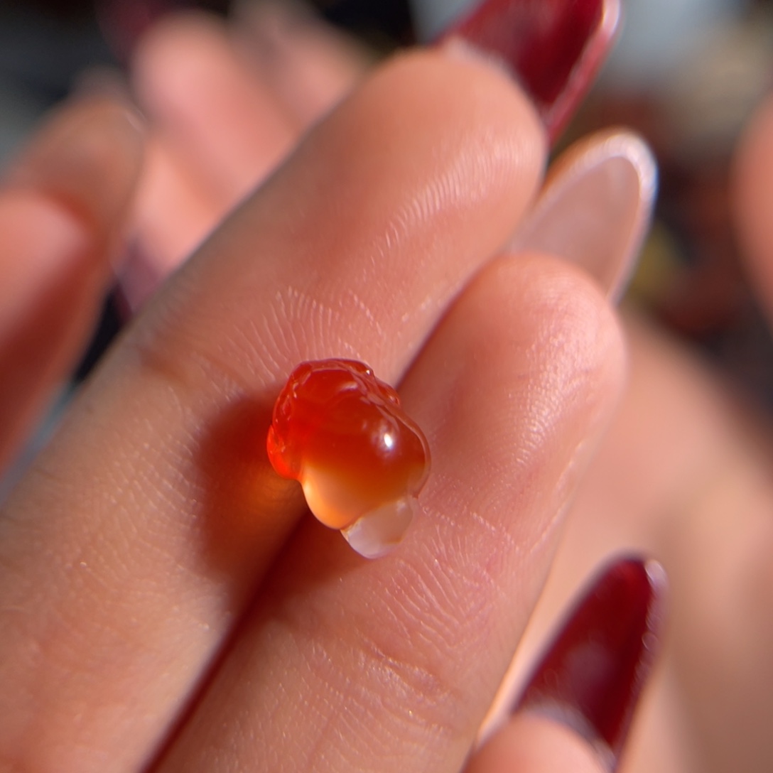 南红玛瑙河湾 三足 金蟾未镶嵌