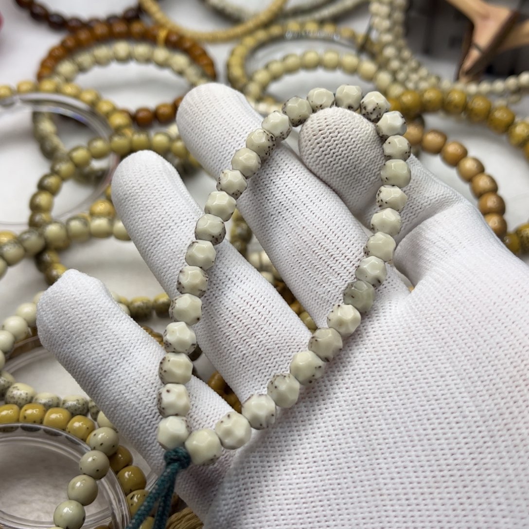 吊坠星月菩提半壁无相手持