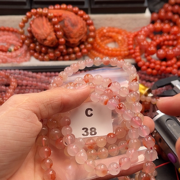 南红玛瑙未镶嵌多样性发货默认微瑕称重8mm