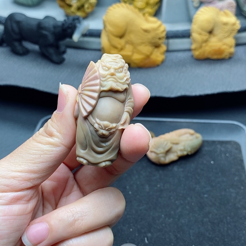 【闪购商品】定制石英质玉吊坠未镶嵌