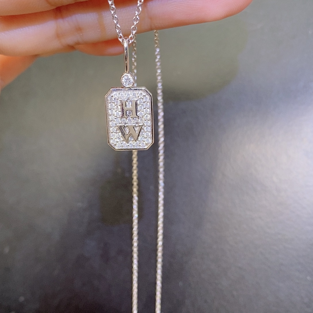 铂Pt950镶嵌钻石项链香水瓶