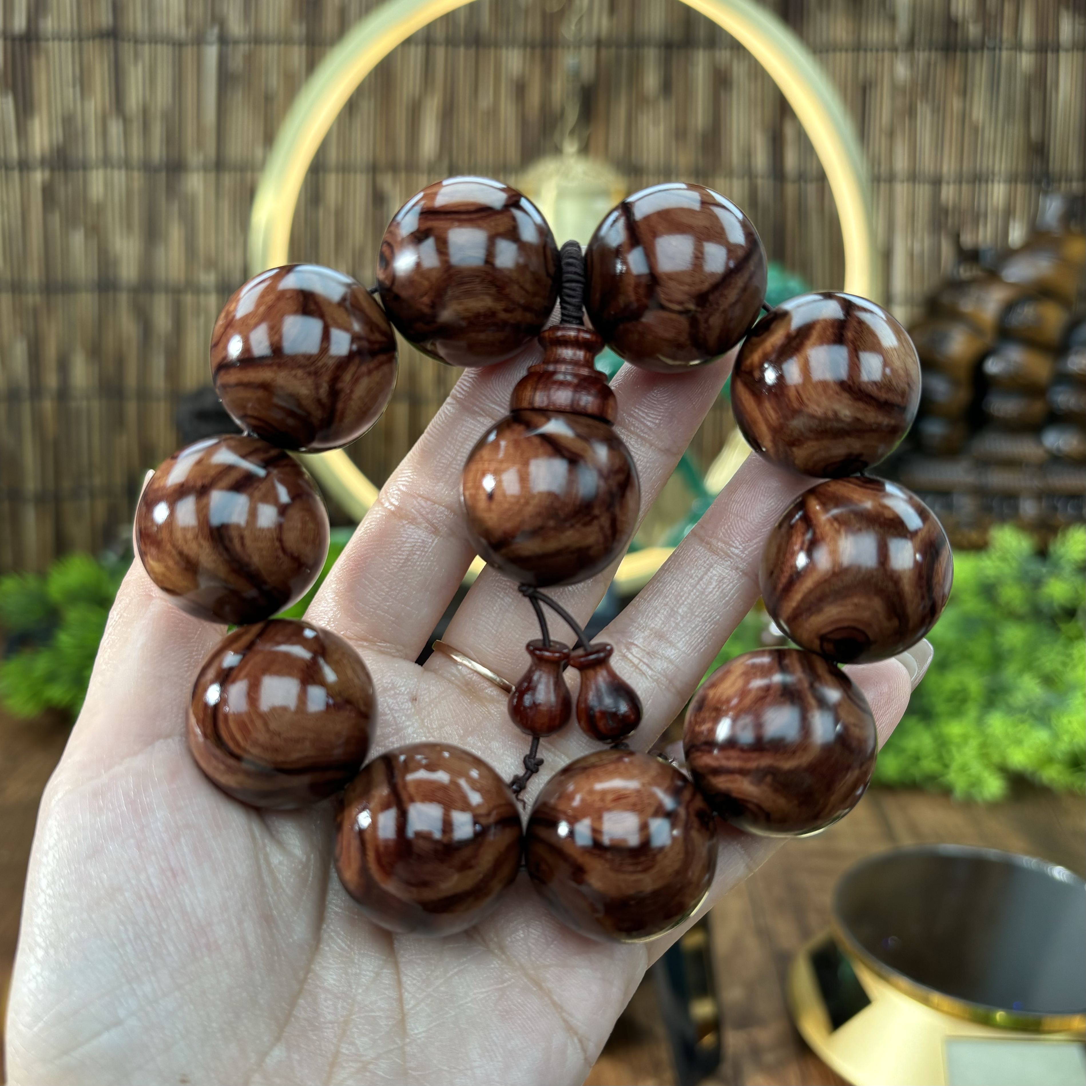 2.5满鬼脸海黄手串【826】