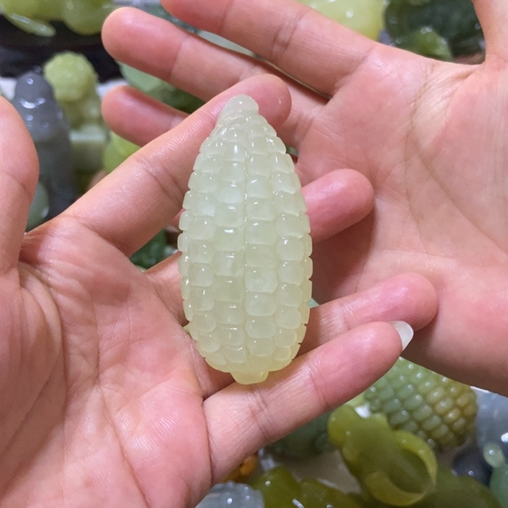 【闪购商品】未镶嵌蛇纹石玉把件