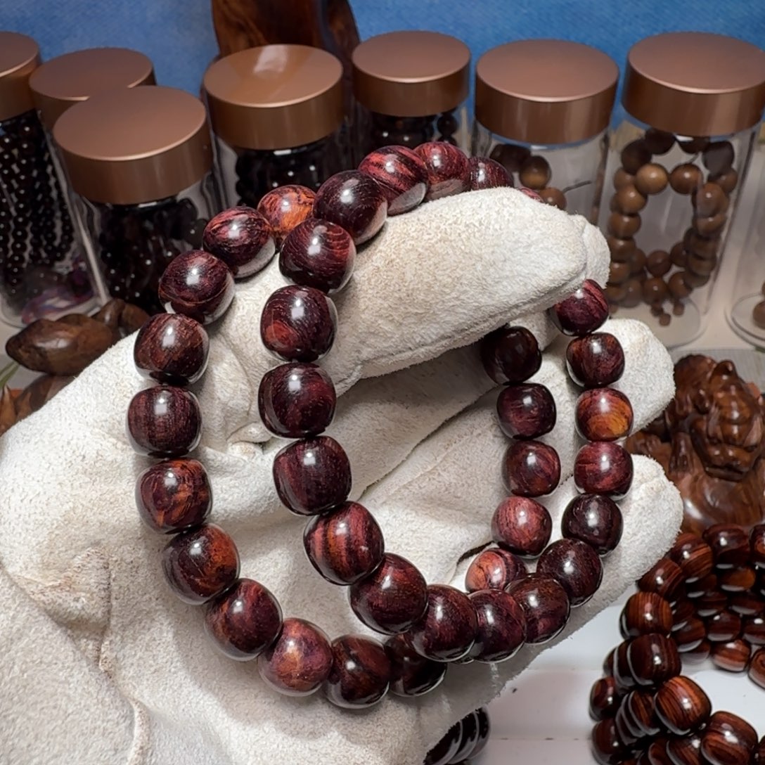 黄花梨/降香黄檀手串/手链海南黄花梨精工10✖️10.5紫罗兰留疤花