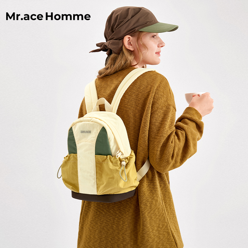 mrace双肩包女款爆款2025新款轻便旅行小背包女通勤大容量书包男