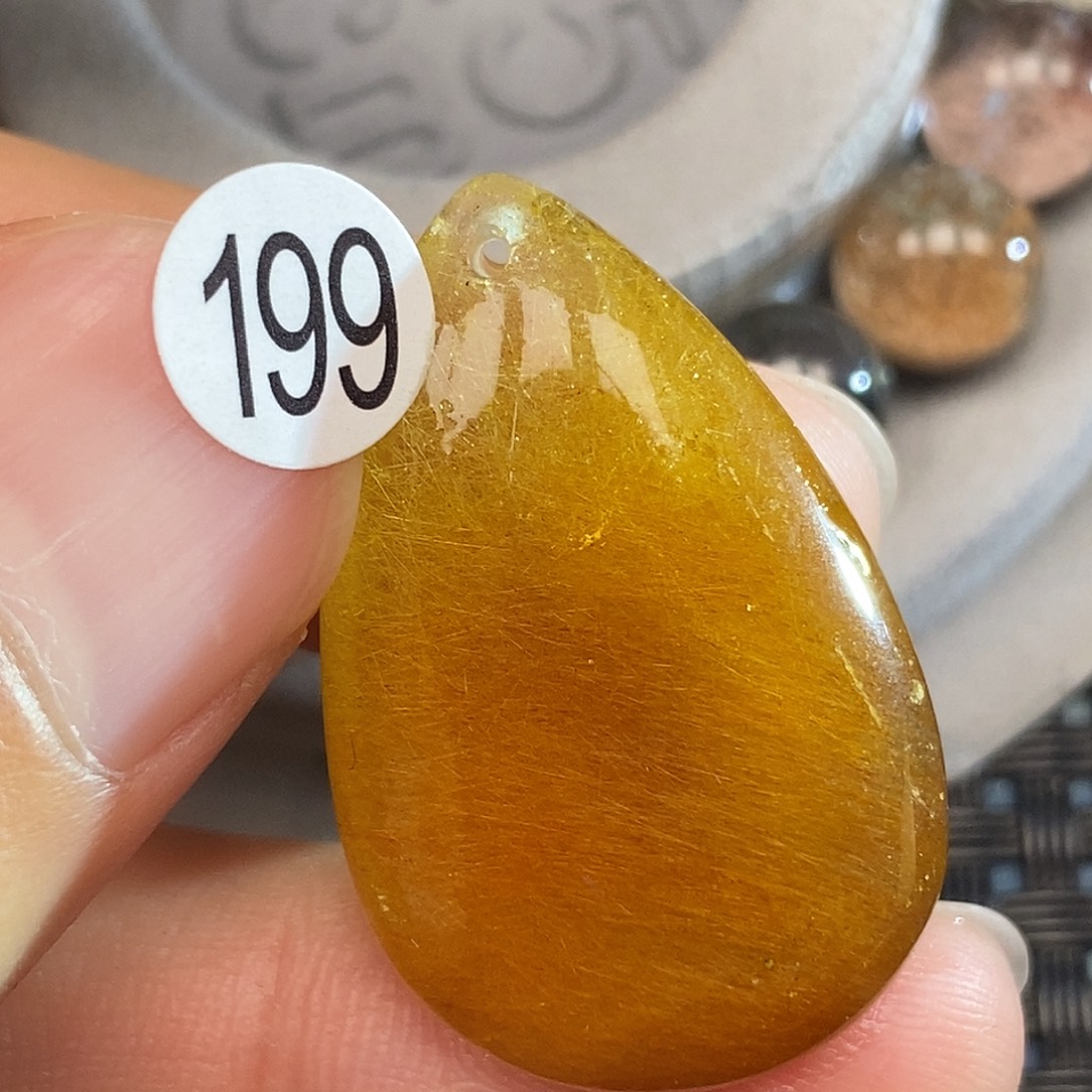 分***子水晶吊坠(不含链)未镶嵌