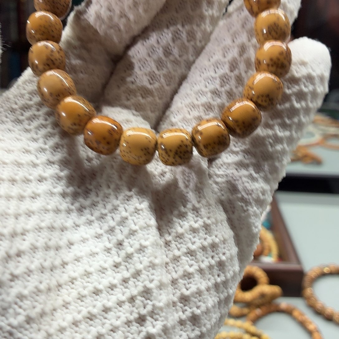 吊坠星月菩提侧留白老料