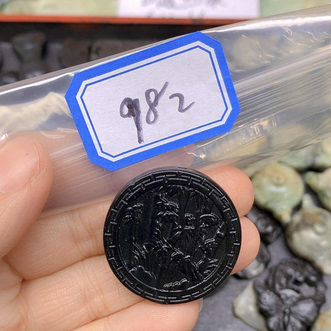 蛇纹石玉颈饰未镶嵌982