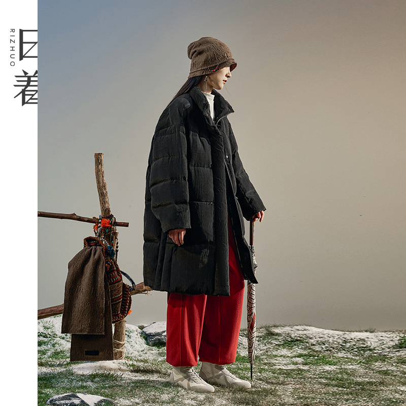 日着寻游羽绒服长款女冬季2025新款宽松黑色厚白鸭绒外套RD8523Y1