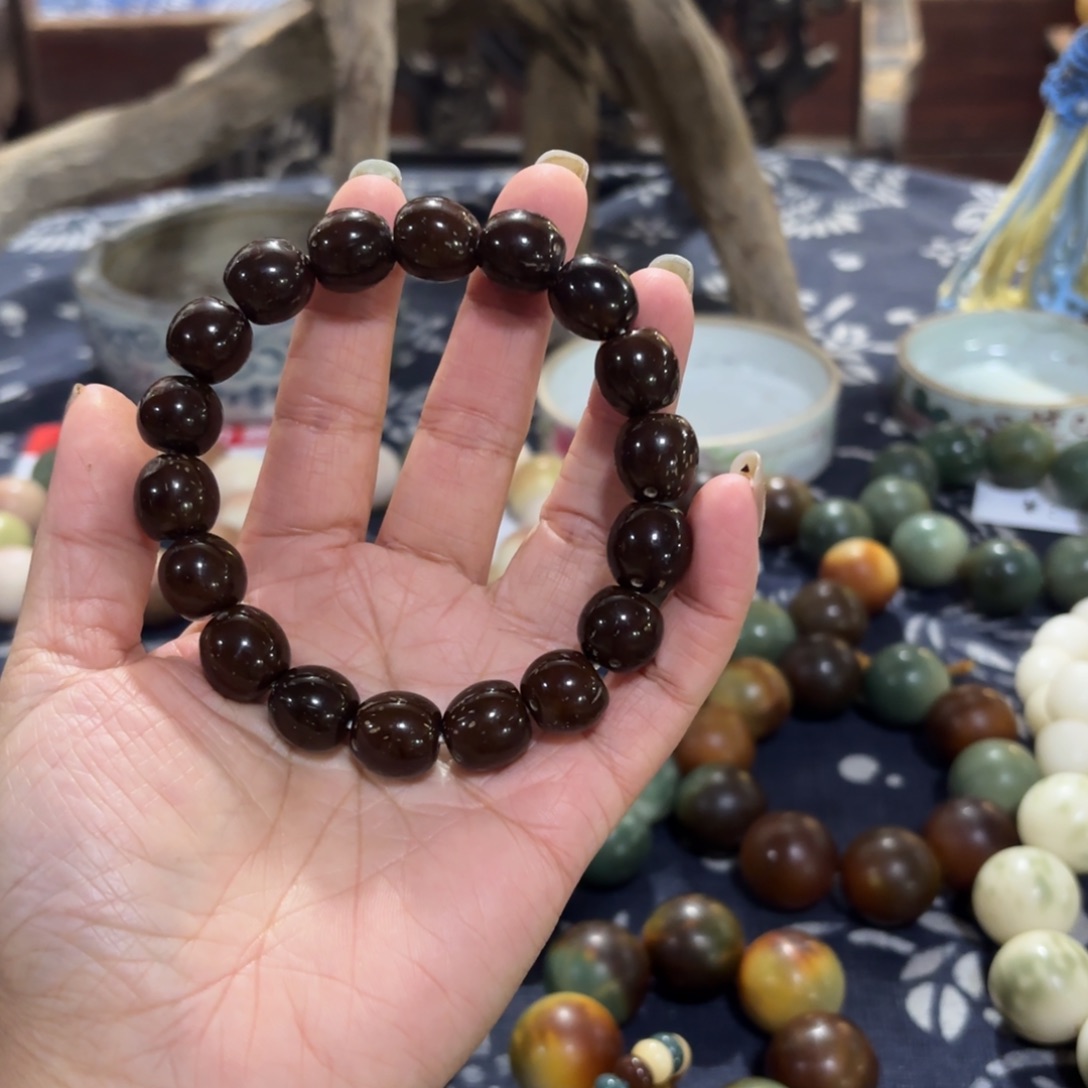 吊坠菩提根/象牙果紫金鼠